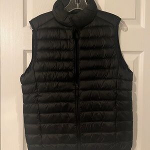 Uniqlo Lightweight Puffer Vest